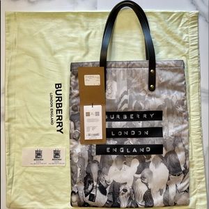 SOLD BURBERRY Rave Tote